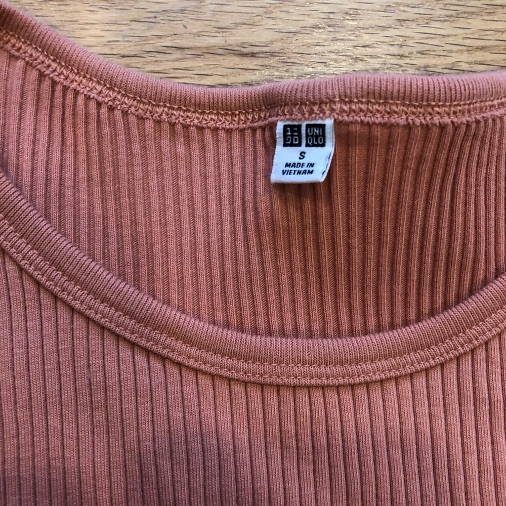 Orange ribbed crop top